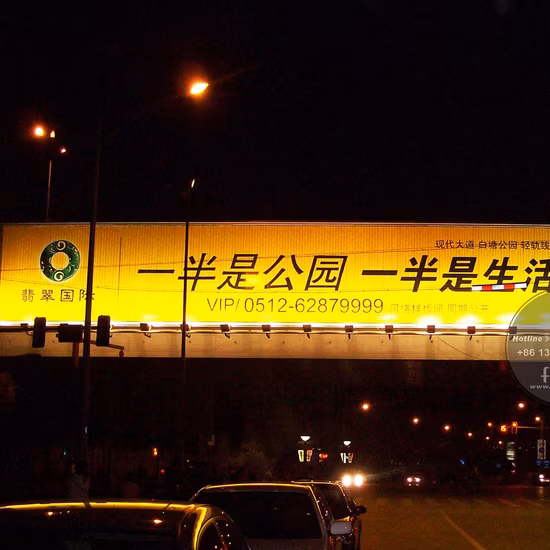 3개의 디스플레이를 갖춘 메트로폴리탄 사이니지(F3V-131S)